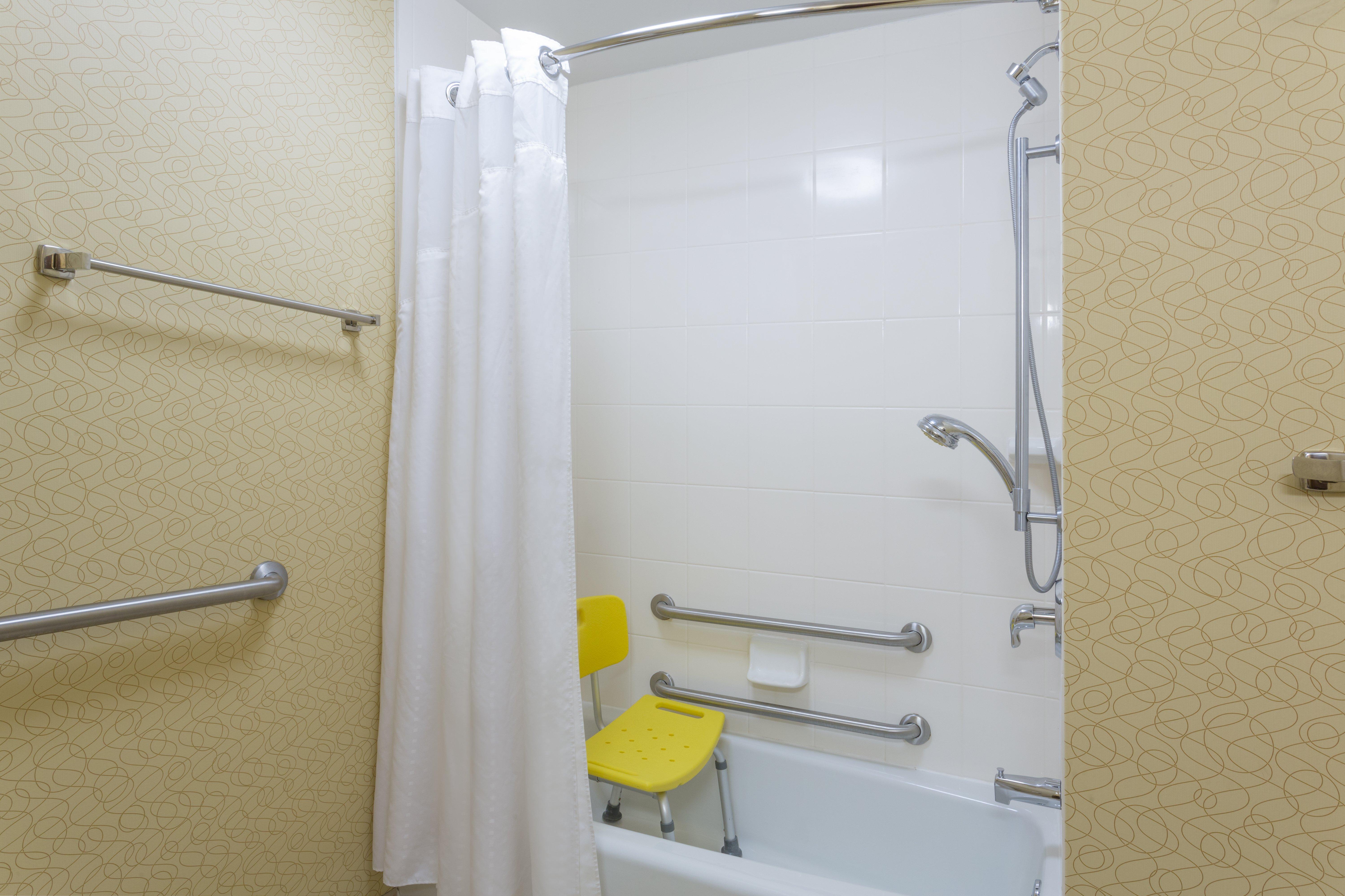 Holiday Inn Express Tower Center New Brunswick By Ihg East Brunswick Luaran gambar