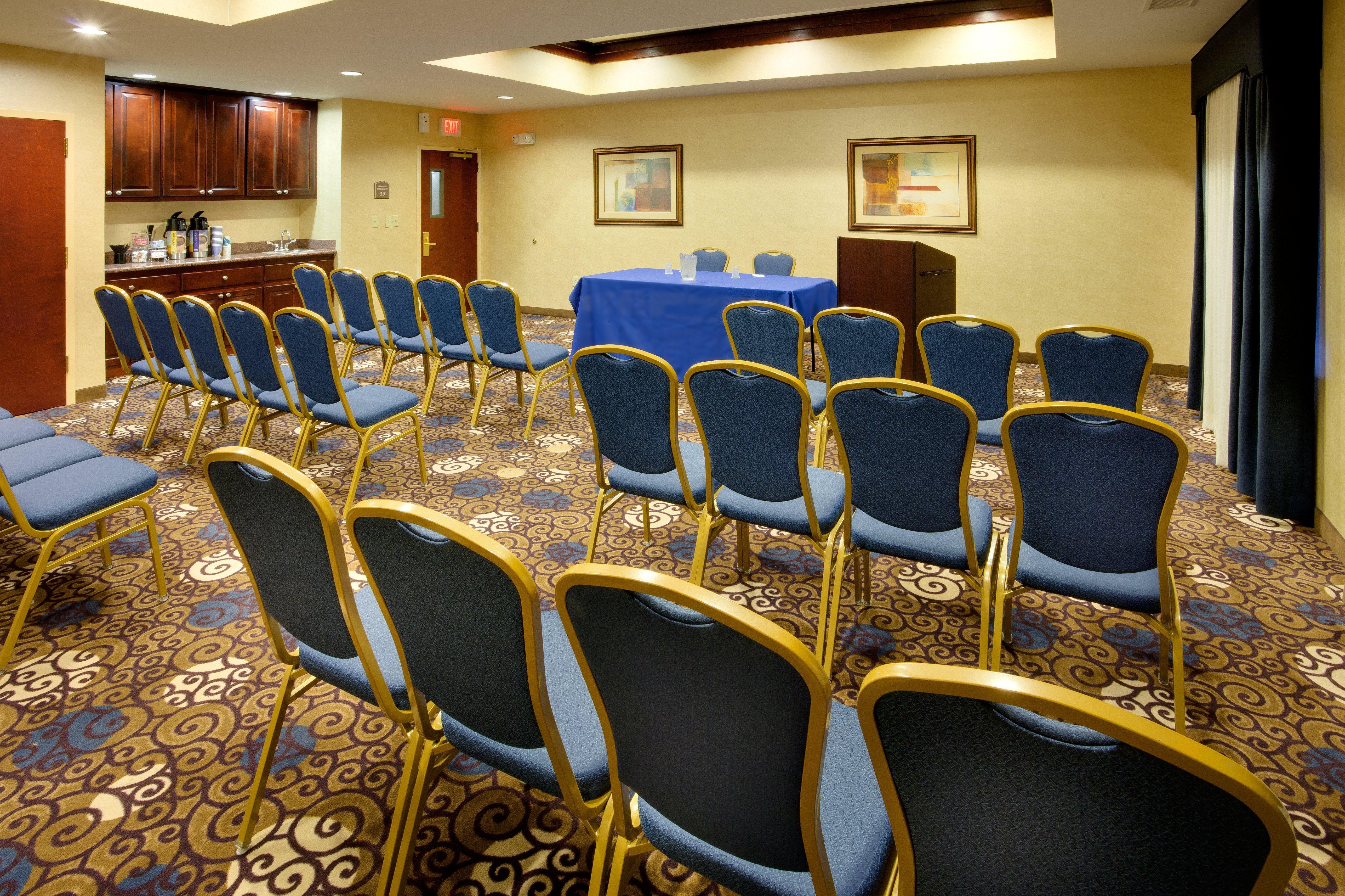 Holiday Inn Express Tower Center New Brunswick By Ihg East Brunswick Luaran gambar
