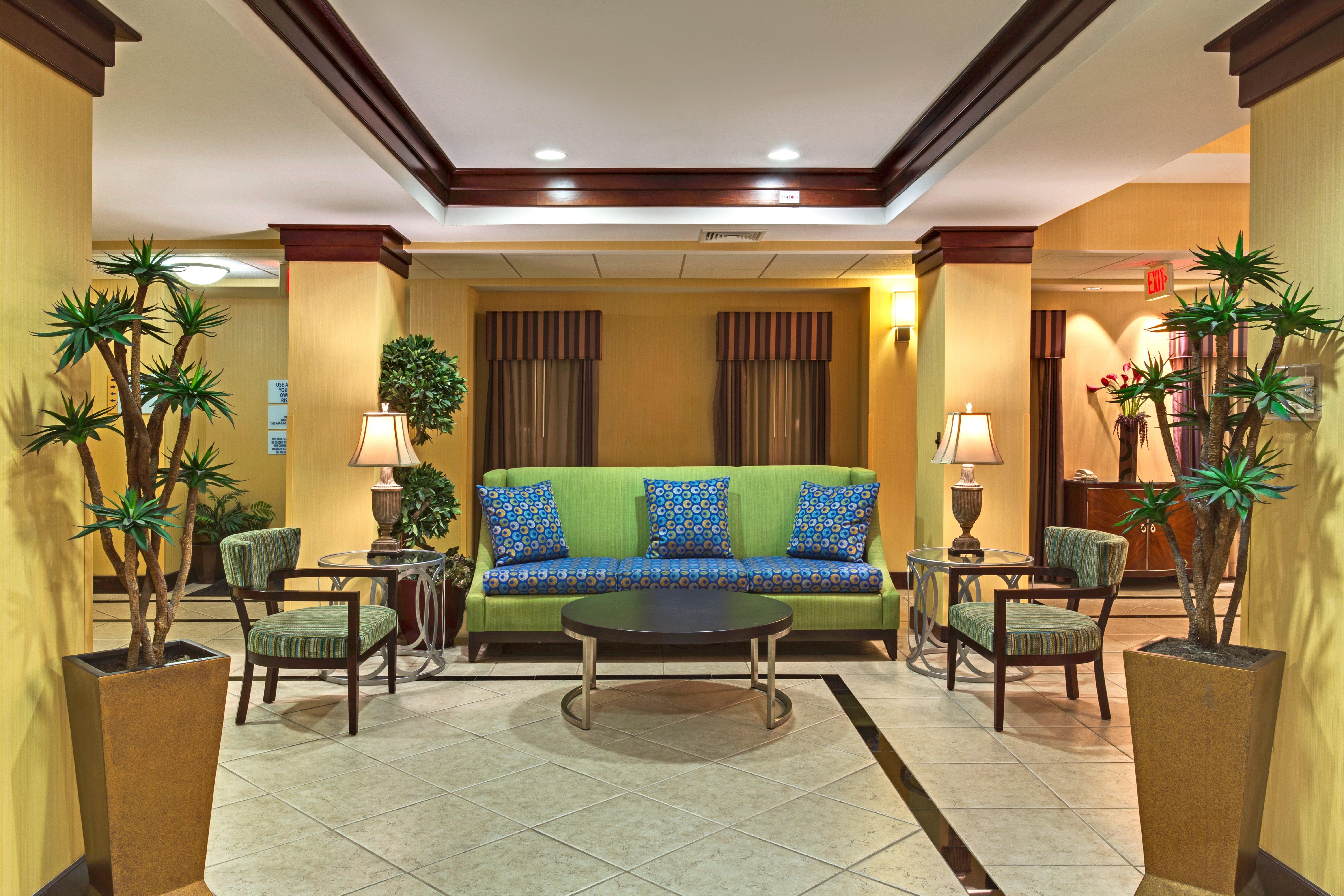 Holiday Inn Express Tower Center New Brunswick By Ihg East Brunswick Luaran gambar