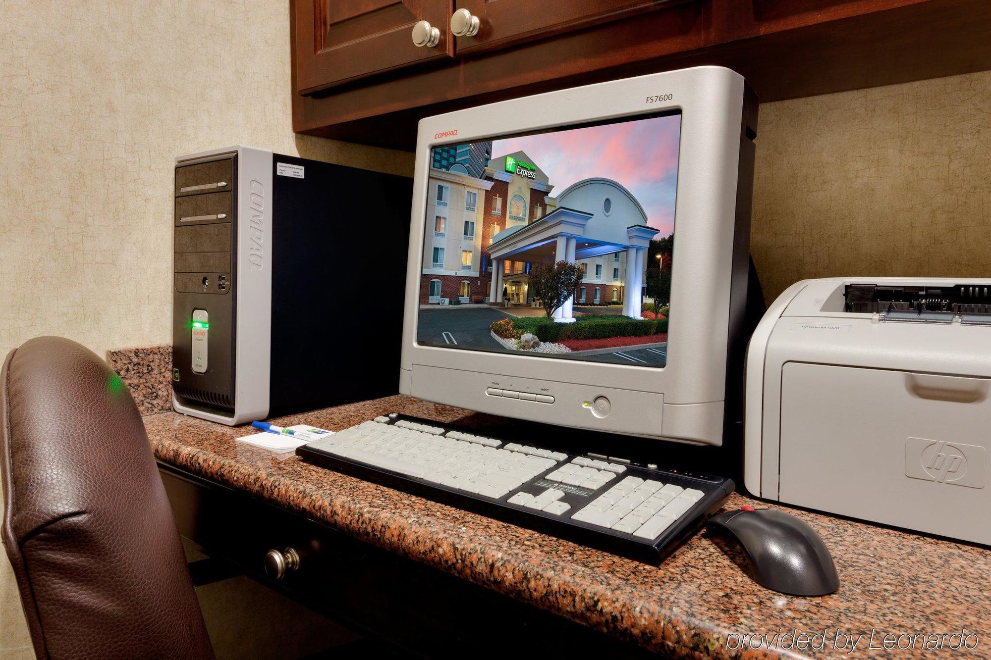 Holiday Inn Express Tower Center New Brunswick By Ihg East Brunswick Luaran gambar