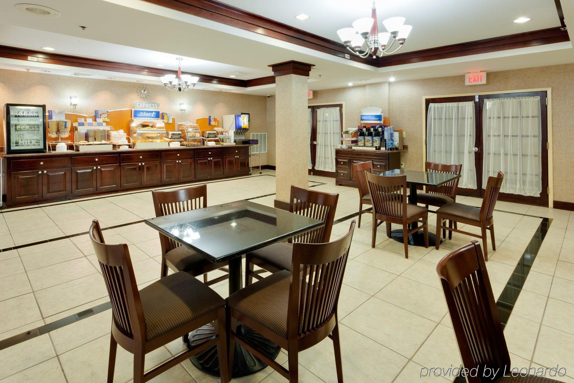 Holiday Inn Express Tower Center New Brunswick By Ihg East Brunswick Luaran gambar